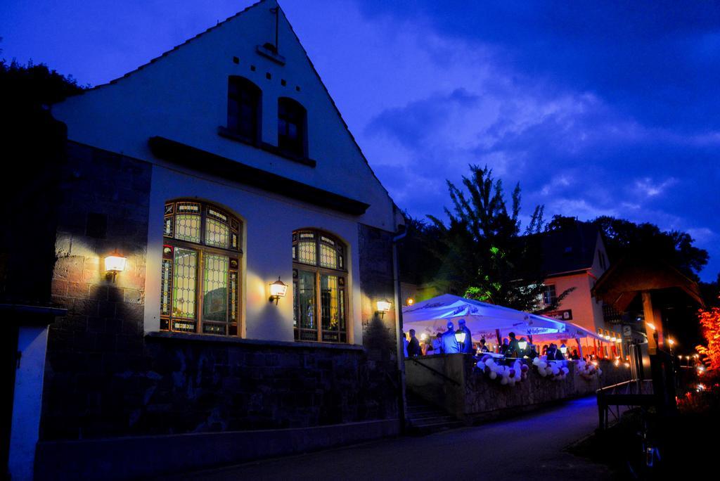 Gasthof Alter Felsenkeller Naumburg  Bagian luar foto